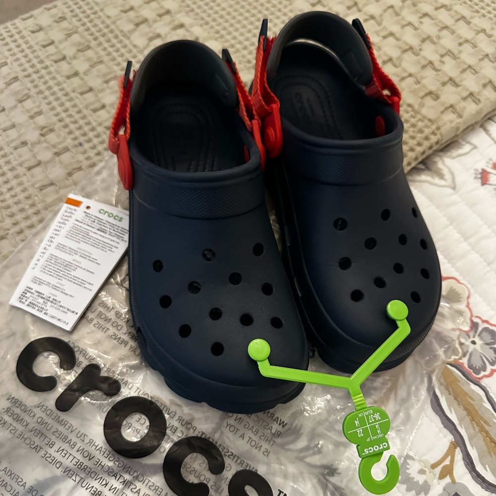 Crocs All Terrain Size 4